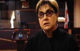 მოსამართლე ორკოდაშვილი - "სააკაშვილს სხდომაზე თუ არ მოიყვანენ, სასამართლო არ ჩატარდება" მოსამართლე ორკოდაშვილი - "სააკაშვილს სხდომაზე თუ არ მოიყვანენ, სასამართლო არ ჩატარდება"