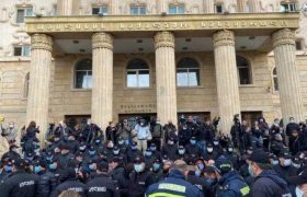 საქალაქო სასამართლოში სააკაშვილის პროცესი დაიწყო