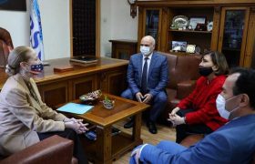 შავი ზღვის საერთაშორისო უნივერსიტეტმა აშშ-ის ელჩს, კელი დეგნანს, უმასპინძლა