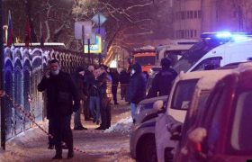 მოსკოვში მამაკაცმა პირბადეზე უარი თქვა და 2 ადამიანი მოკლა