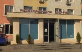 „სხვისი მიცვალებული გამოგვატანეს“ - კლინიკა „რუსთავში“ მიცვალებულები აერიათ