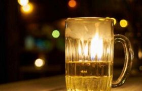 თბილისის ბარში გერმანელ ტურისტს 1 ბოთლ ლუდში 950 ლარი გადაახდევინეს თბილისის ბარში გერმანელ ტურისტს 1 ბოთლ ლუდში 950 ლარი გადაახდევინეს