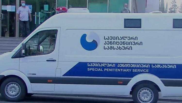 კლინიკა ვივამედში პატიმარმა თვითმკვლელობა სცადა