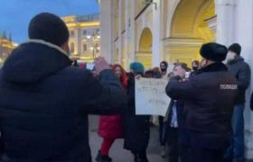 "არა ომს" - რუსეთის 24 ქალაქში აქციები გაიმართა - 167 კაცი დააკავეს