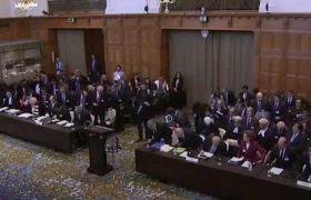 რუსეთის საერთაშორისო ადვოკატმა ალან პელემ მის დაცვაზე უარი თქვა