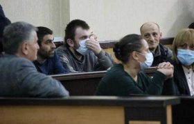 ჟურნალისტებზე ძალადობისთვის 6 პირს 5 -5 წელი მიესაჯა ჟურნალისტებზე ძალადობისთვის 6 პირს 5 -5 წელი მიესაჯა