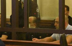 ნიკო კვარაცხელიას მკვლელობაში ბრალდებულებს აკო ჭელიძეს 17, გიორგი კავილაძეს კი 16 წელი მიესაჯათ ნიკო კვარაცხელიას მკვლელობაში ბრალდებულებს აკო ჭელიძეს 17, გიორგი კავილაძეს კი 16 წელი მიესაჯათ