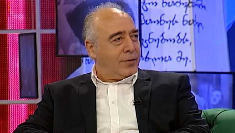 „პუტინი დაითანხმეს, რუსეთის პრეზიდენტობის თანამდებობა დატოვოს“ - ჯონი გიგანი