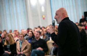 „ვინც აქციაზე მივიდა, ჩემს თაობას ვეუბნები, მაგარი სირები ხართ“ - კახა სამხარაძე