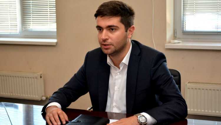 „როგორც გახარია არის ,,კოკაინშიკი", ისევე მე მაქვს აღებული 20 ათასი დოლარი“ - დავით ფარცვანია
