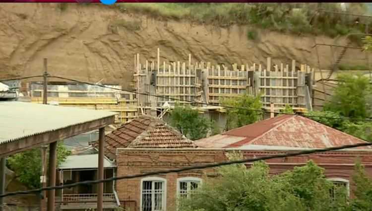 თბილისში, მთის გამაგრების სამუშაოების დროს, 2 მუშა დაიღუპა