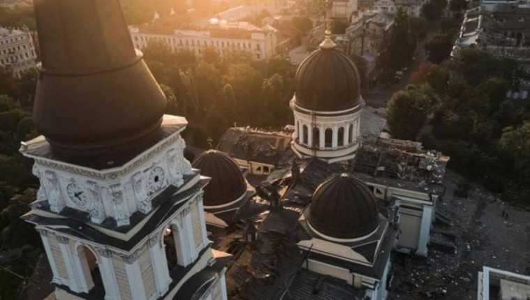 რუსებმა ოდესის ფერიცვალების ტაძარი დაბომბეს