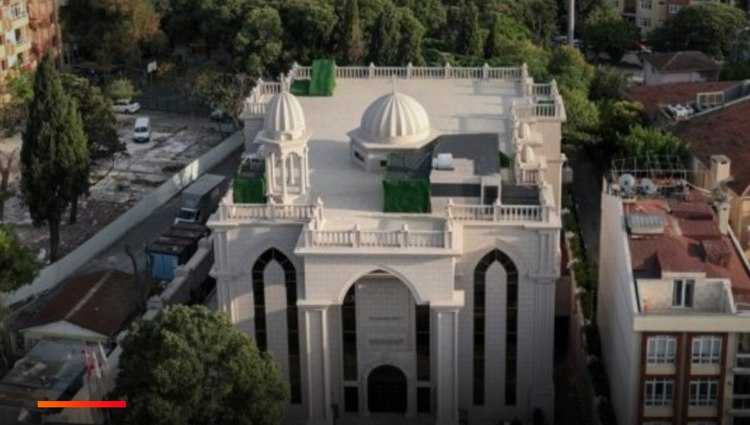 თურქეთის რესპუბლიკის დაარსების შემდეგ, პირველი მართლმადიდებლური ტაძარი აშენდა